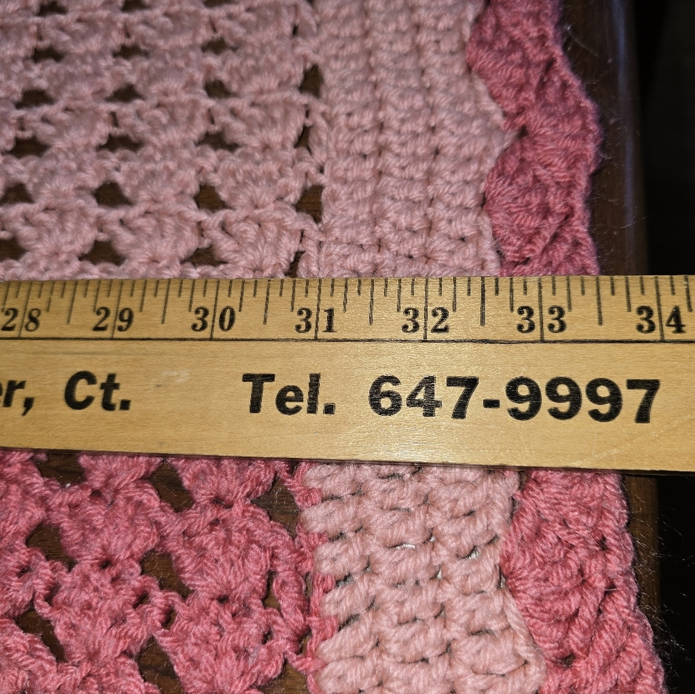 Vintage Crochet Pink on Pink Blanket Throw Handmade Wonderfulness 35 x 53 inches - Picture 7 of 11